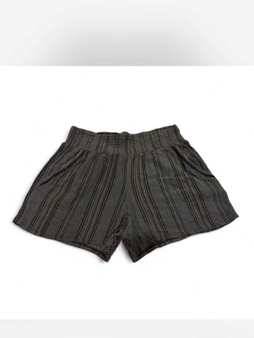 Women's pull on shorts